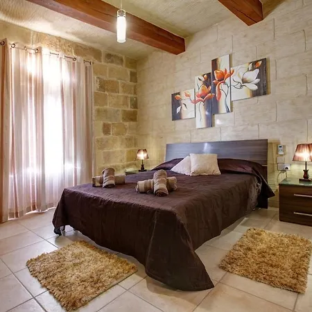 Ta' Monterra בית נופש